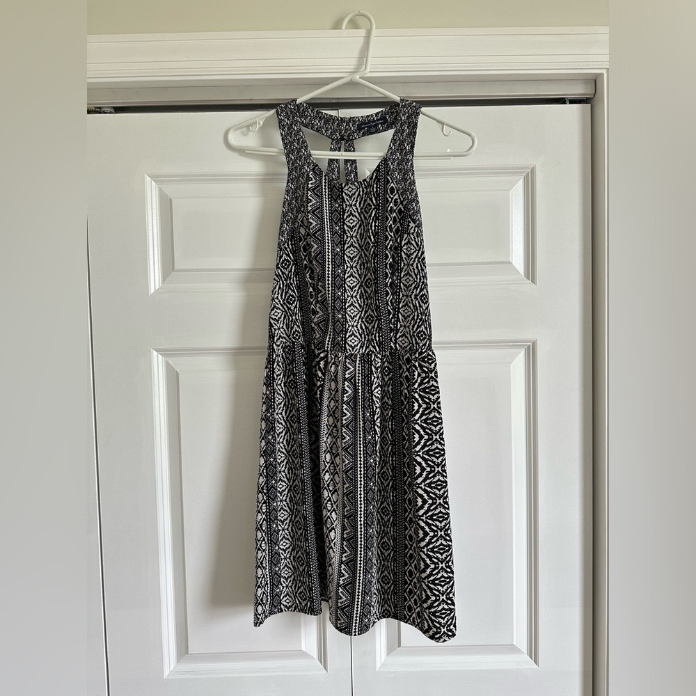 American Eagle black and white patterned dress